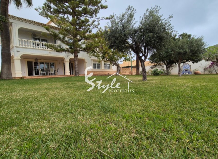 Reventa - Villa - Orihuela-Costa - Costa Blanca Sur