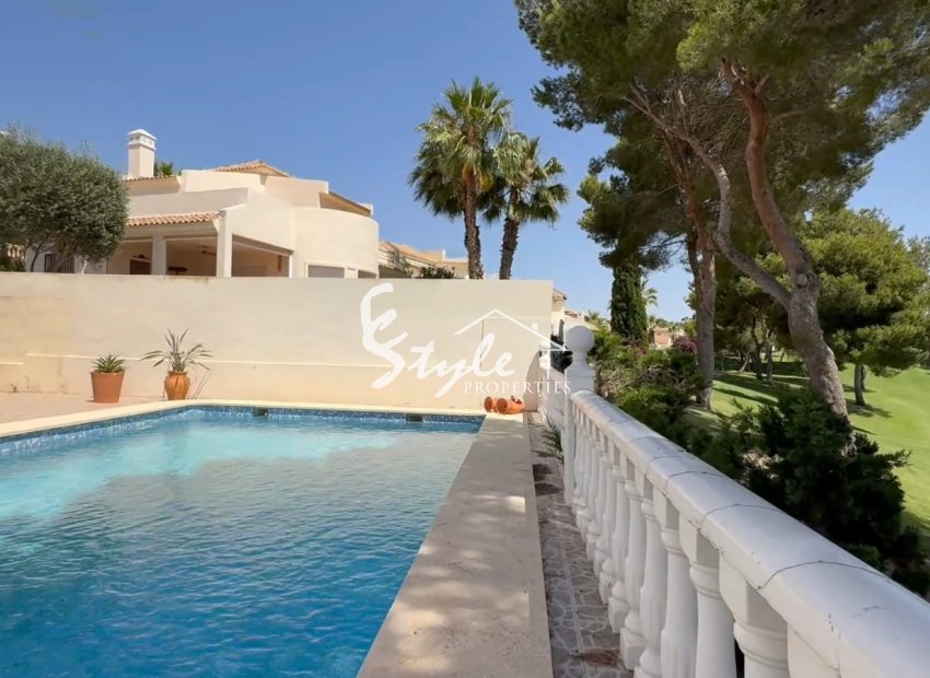 Reventa - Villa - Orihuela-Costa - Costa Blanca Sur