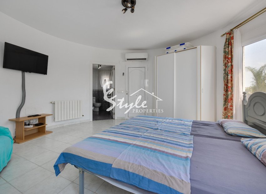 Reventa - Villa - Orihuela-Costa - La Regia