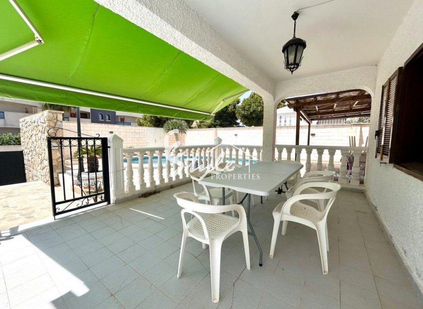 Reventa - Villa - Orihuela Costa  - La Zenia