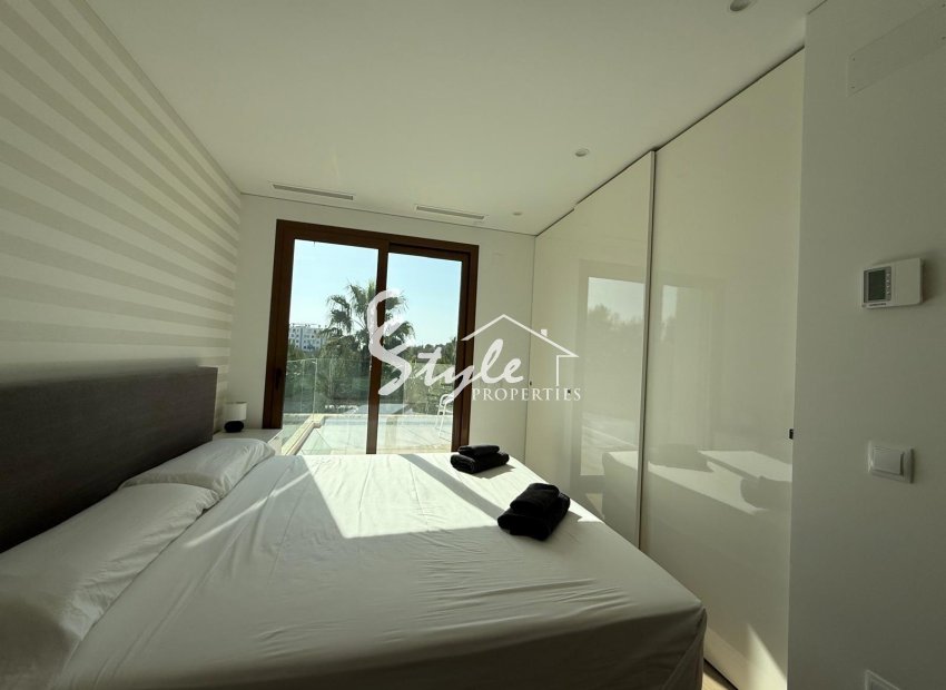 Reventa - Villa - Orihuela-Costa - Las Colinas Golf