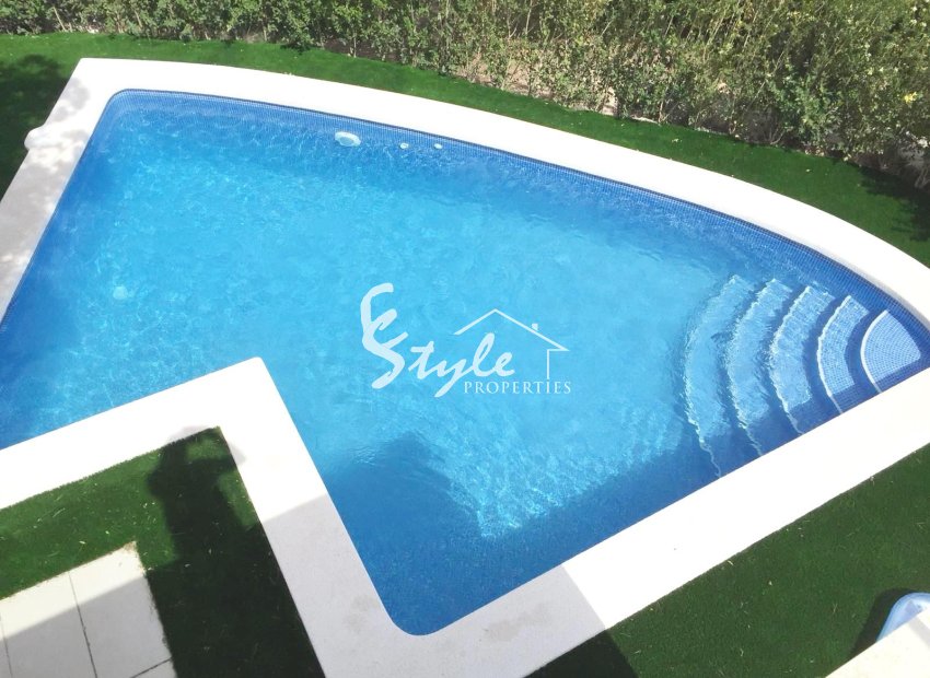 Reventa - Villa - Orihuela-Costa - Las Colinas Golf