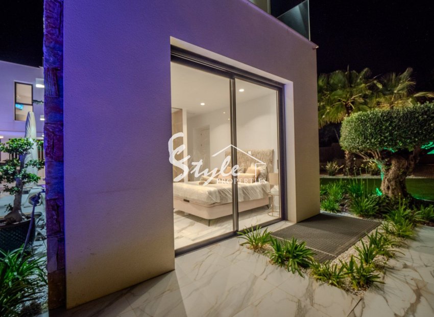 Reventa - Villa - Orihuela Costa  - Las Colinas Golf