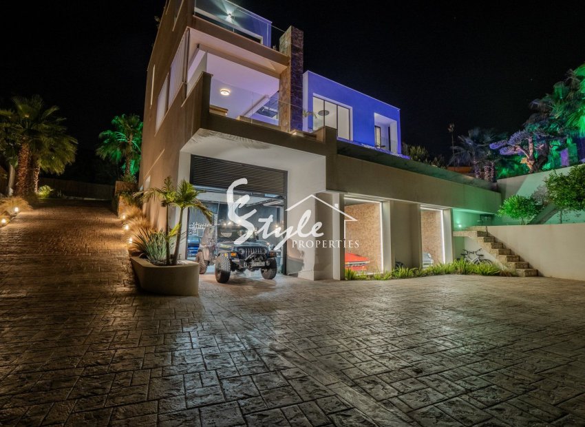 Reventa - Villa - Orihuela Costa  - Las Colinas Golf