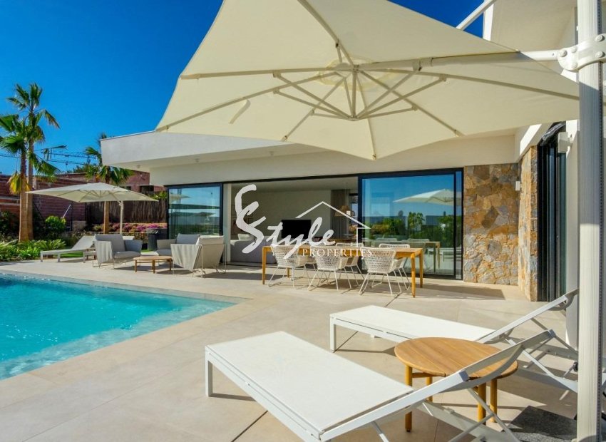 Reventa - Villa - Orihuela-Costa - Las Colinas Golf