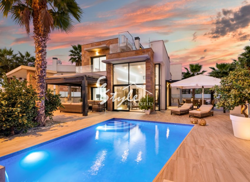 Reventa - Villa - Orihuela Costa  - Lomas de Cabo Roig