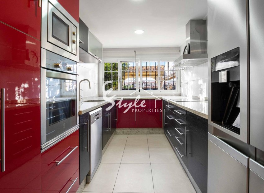 Reventa - Villa - Orihuela Costa  - Los Almendros-La Florida