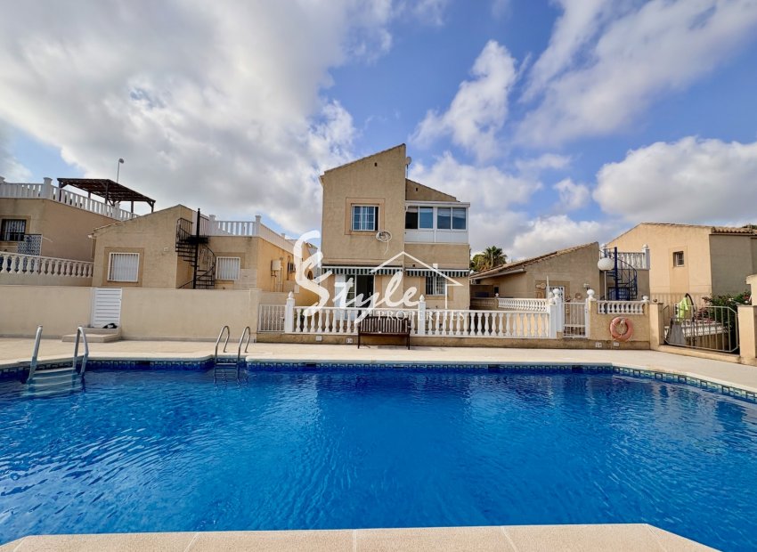 Reventa - Villa - Orihuela-Costa - Los Balcones
