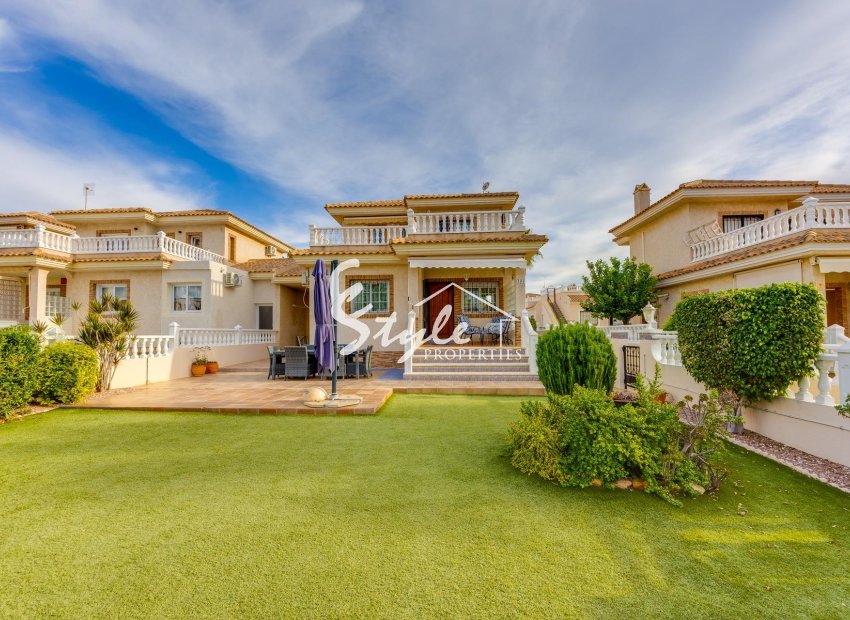 Reventa - Villa - Orihuela-Costa - Los Dolses