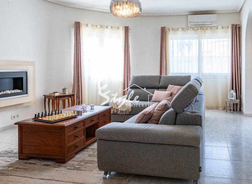 Reventa - Villa - Orihuela-Costa - Playa Flamenca