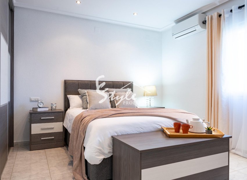 Reventa - Villa - Orihuela-Costa - Playa Flamenca