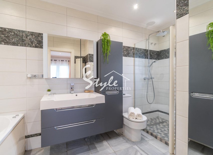 Reventa - Villa - Orihuela-Costa - Playa Flamenca