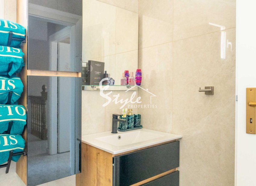 Reventa - Villa - Orihuela Costa  - Punta Prima