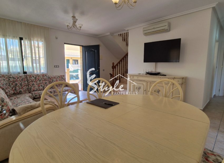 Reventa - Villa - Orihuela Costa  - Villamartin
