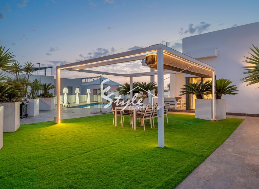 Reventa - Villa - Orihuela Costa  - Villamartin