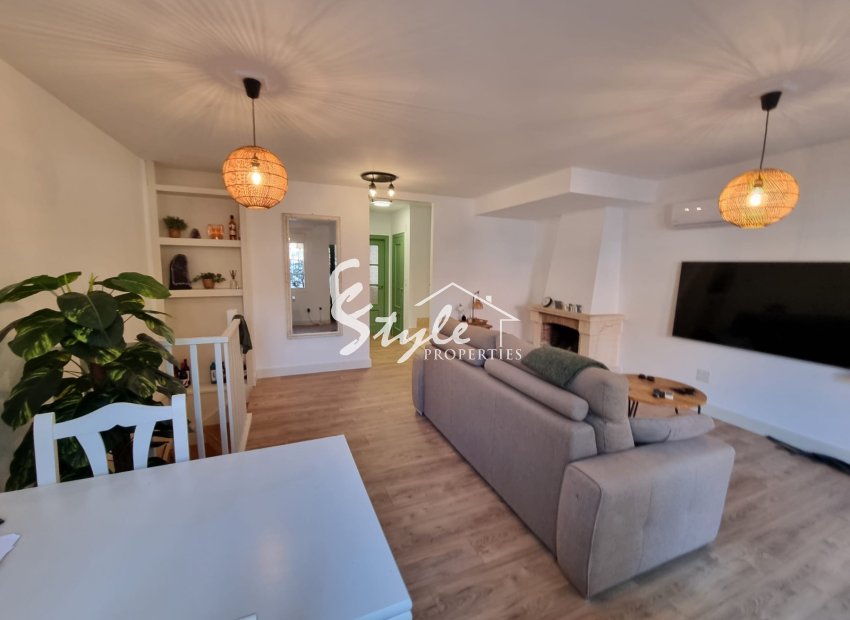 Reventa - Villa - Orihuela Costa  - Villamartin