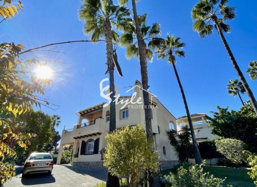 Reventa - Villa - Orihuela Costa  - Villamartin