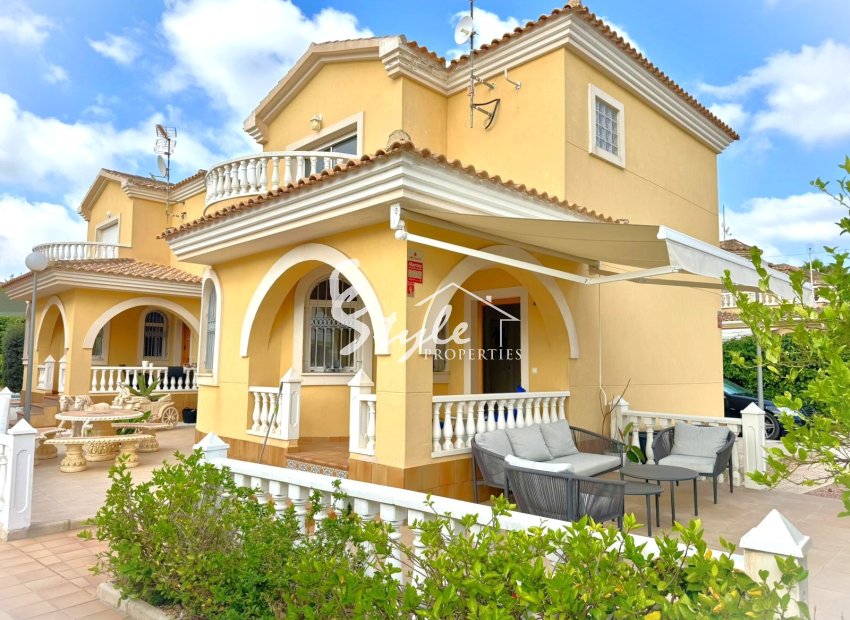Reventa - Villa - Orihuela-Costa - Villamartin