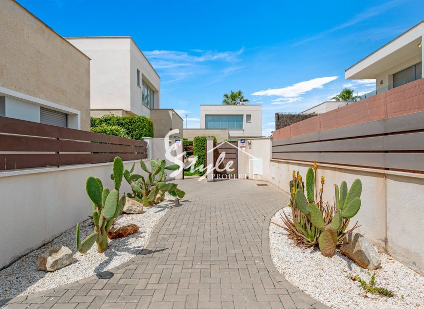 Reventa - Villa - Orihuela Costa  - Vistabella Golf