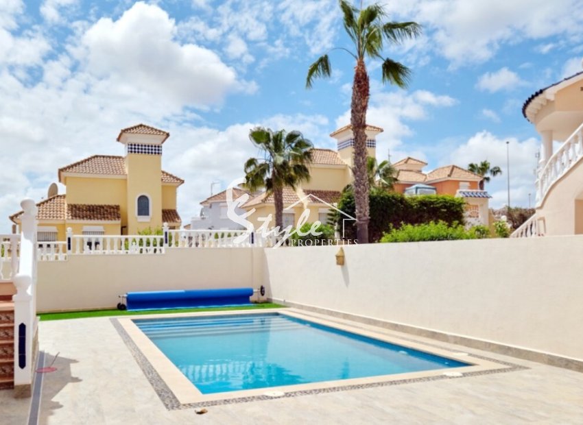 Reventa - Villa - Pinar De Campoverde