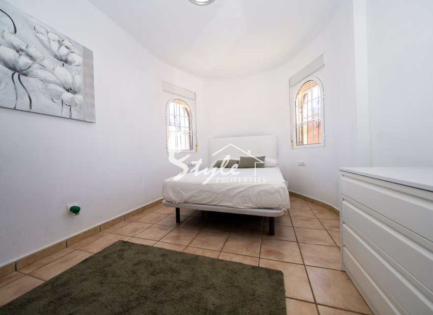 Reventa - Villa - Playa Flamenca - Sportcentre