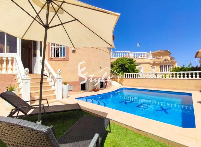 Reventa - Villa - Playa Flamenca