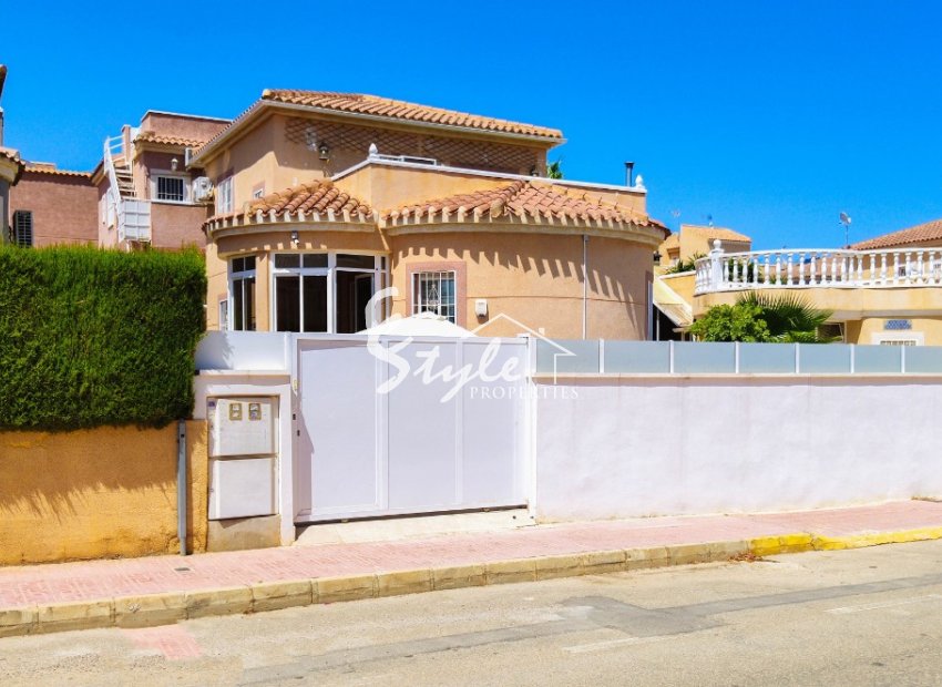 Reventa - Villa - Playa Flamenca