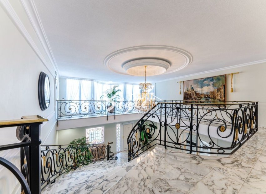 Reventa - Villa - Playa San Juan