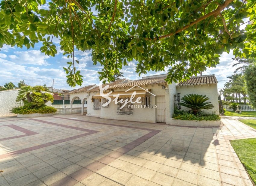 Reventa - Villa - Punta Prima