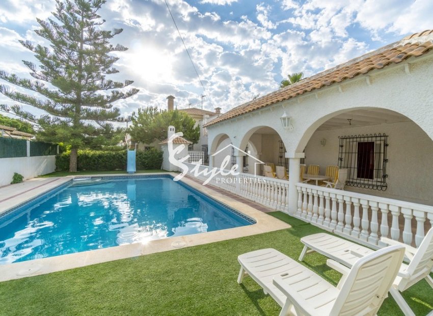 Reventa - Villa - Punta Prima