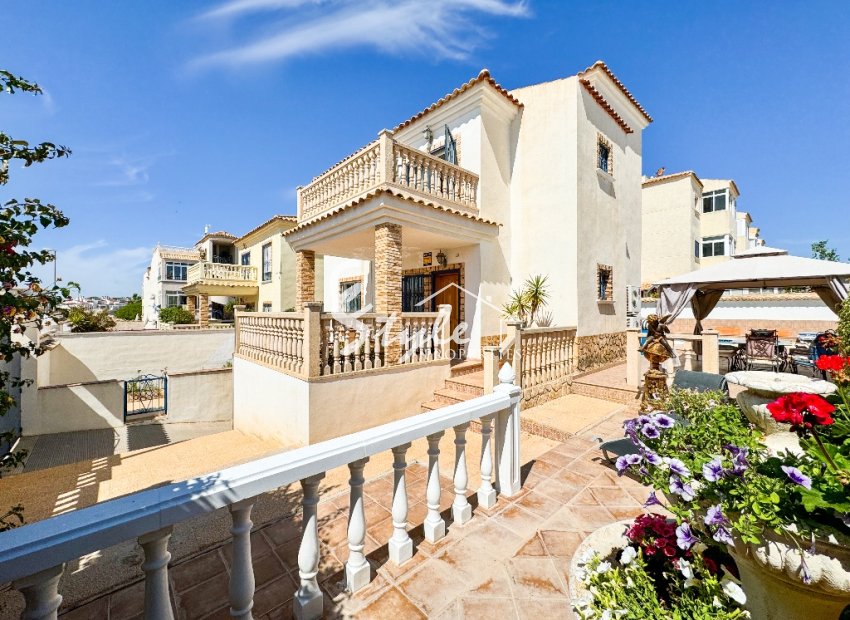 Reventa - Villa - Punta Prima