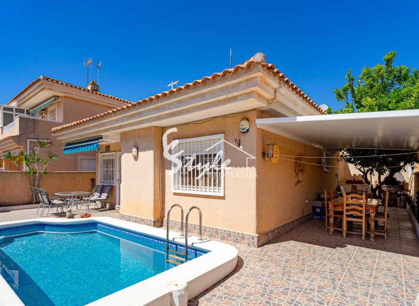 Reventa - Villa - Punta Prima