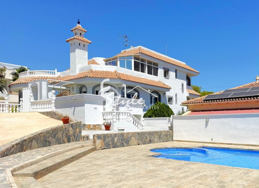 Reventa - Villa - San Miguel De Salinas - BLUE LAGOON