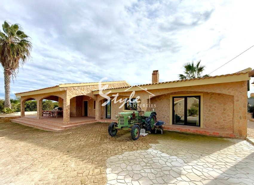Reventa - Villa - San Miguel De Salinas