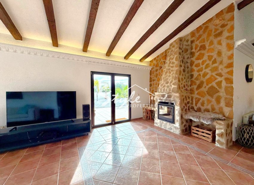 Reventa - Villa - San Miguel De Salinas