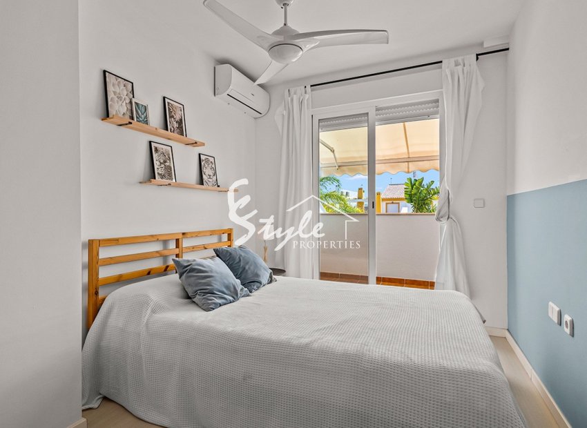 Reventa - Villa - Torre de La Horadada - Pueblo Latino