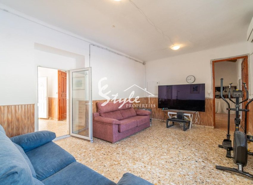 Reventa - Villa - Torre - Pacheco - Roldán
