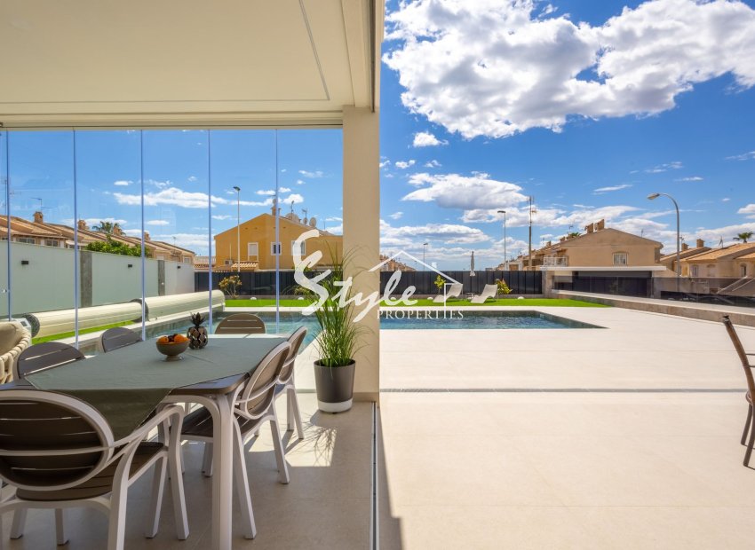 Reventa - Villa - Torrevieja - Aguas Nuevas