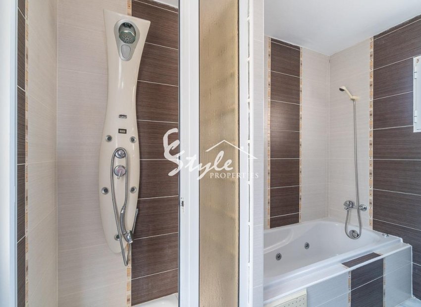 Reventa - Villa - Torrevieja - Cala de cabo cervera