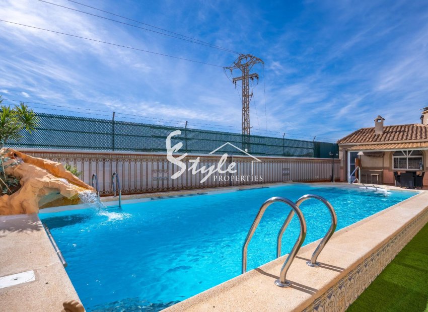 Reventa - Villa - Torrevieja - El Chaparal