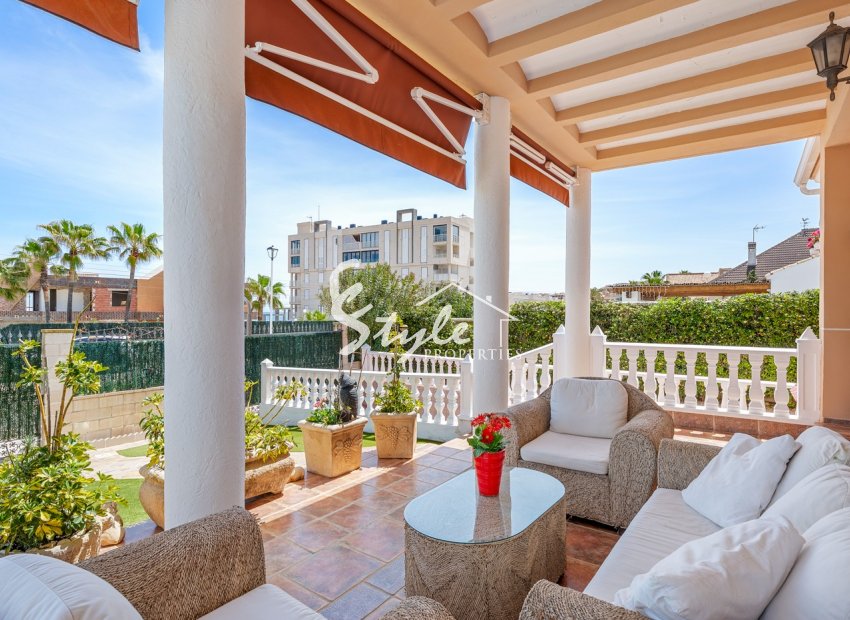 Reventa - Villa - Torrevieja - La Mata