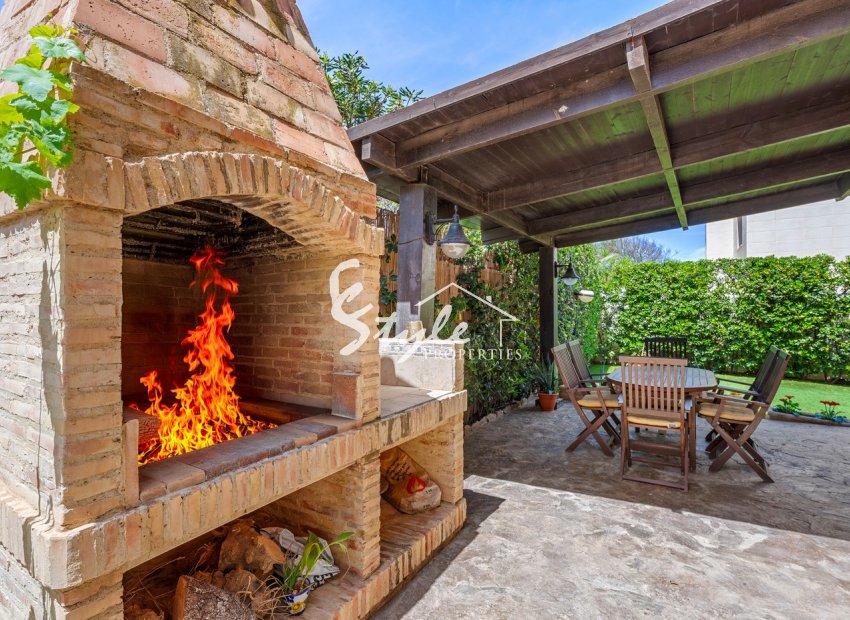 Reventa - Villa - Torrevieja - La Mata