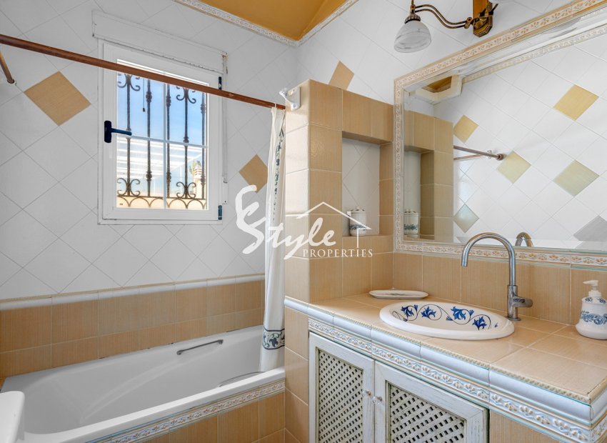 Reventa - Villa - Torrevieja - La Mata