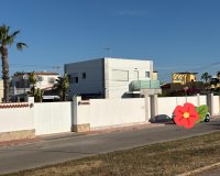 Reventa - Villa - Torrevieja - La Siesta - El Salado -  Torreta