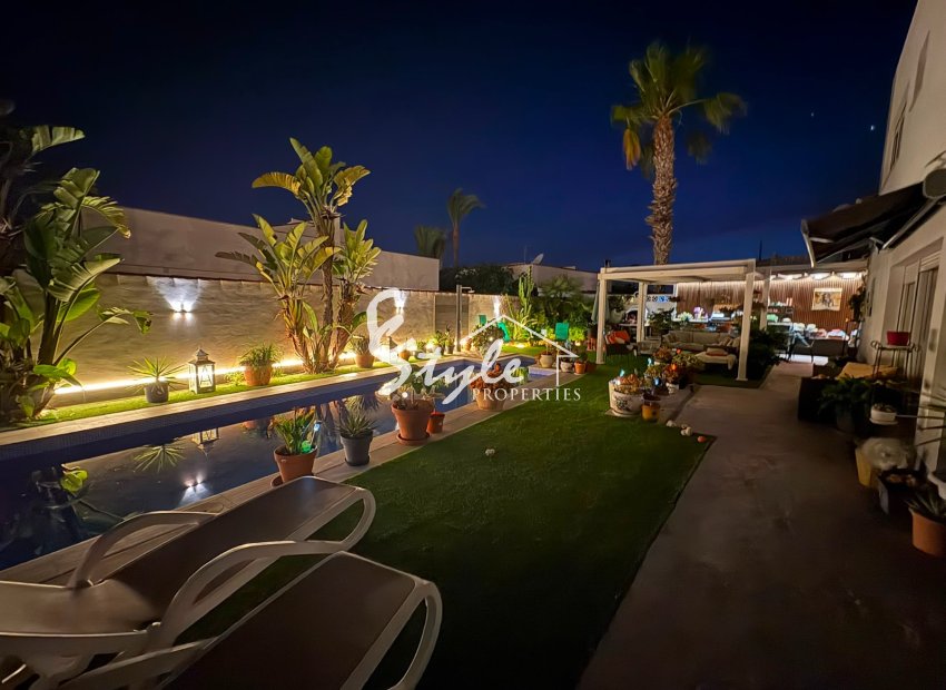 Reventa - Villa - Torrevieja - La Siesta - El Salado -  Torreta