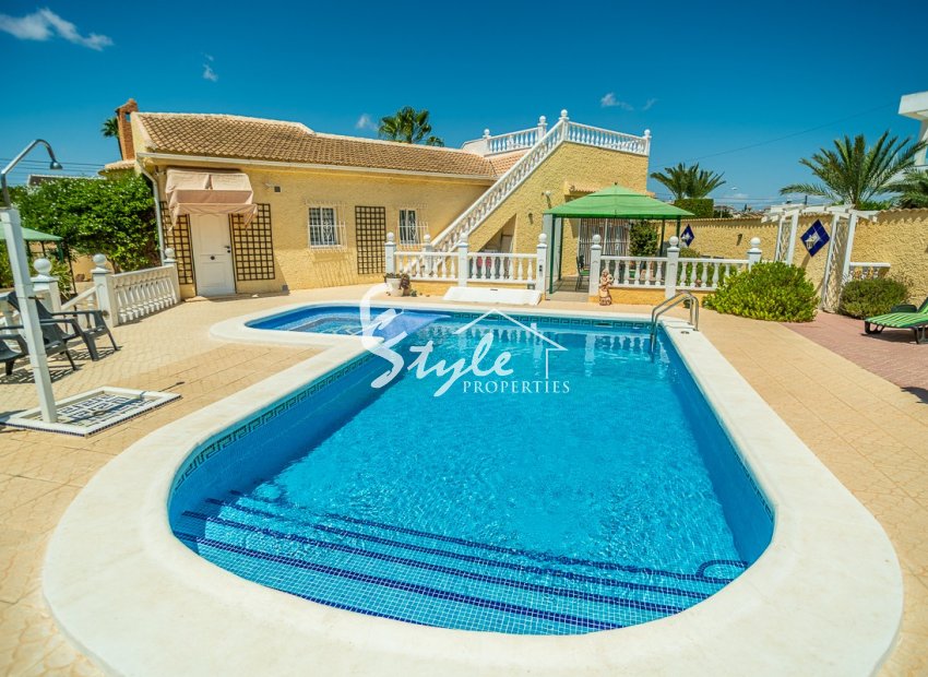 Reventa - Villa - Torrevieja  - La Siesta