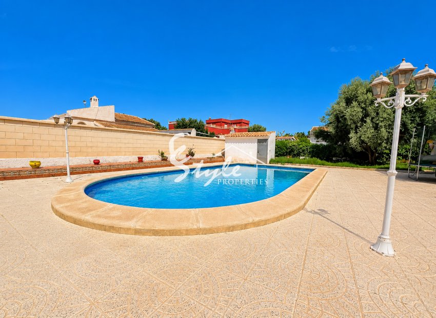 Reventa - Villa - Torrevieja - La Siesta
