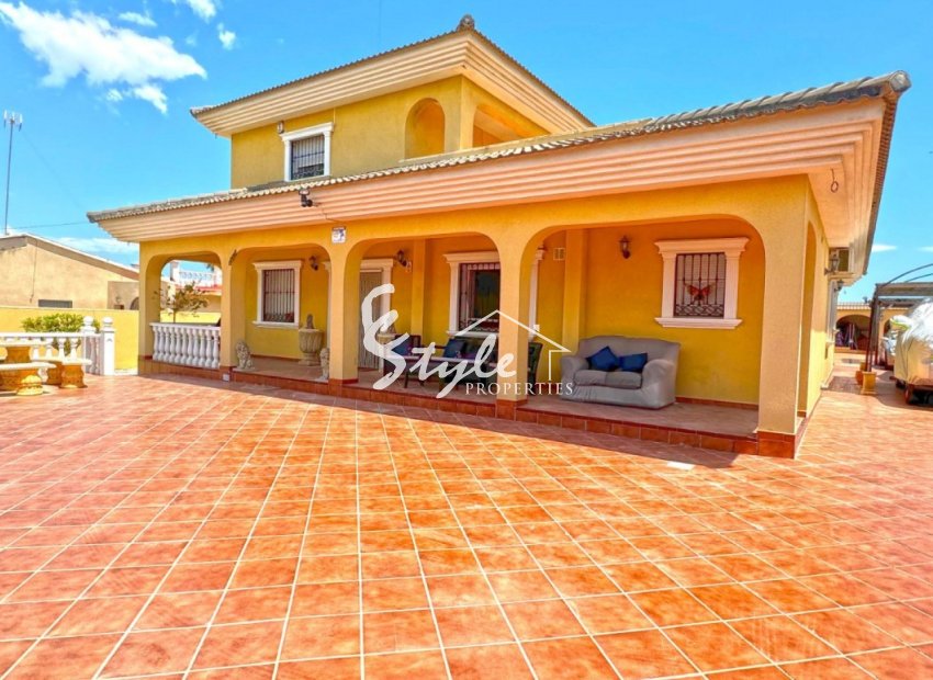 Reventa - Villa - Torrevieja  - Los Balcones