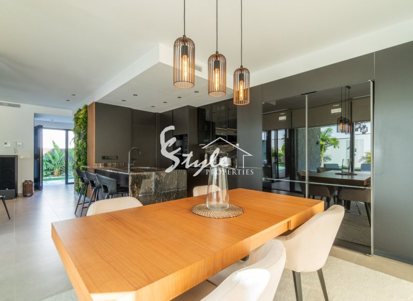 Reventa - Villa - Torrevieja  - Los Balcones