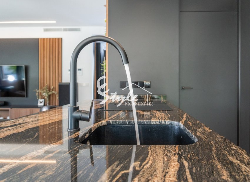 Reventa - Villa - Torrevieja  - Los Balcones